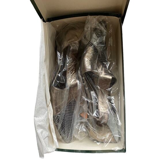 Quiet Lux Vintage VERSANI Womens 11 Gold Pointed Toe Kitten Coquette 80s Heels - Picture 2 of 13